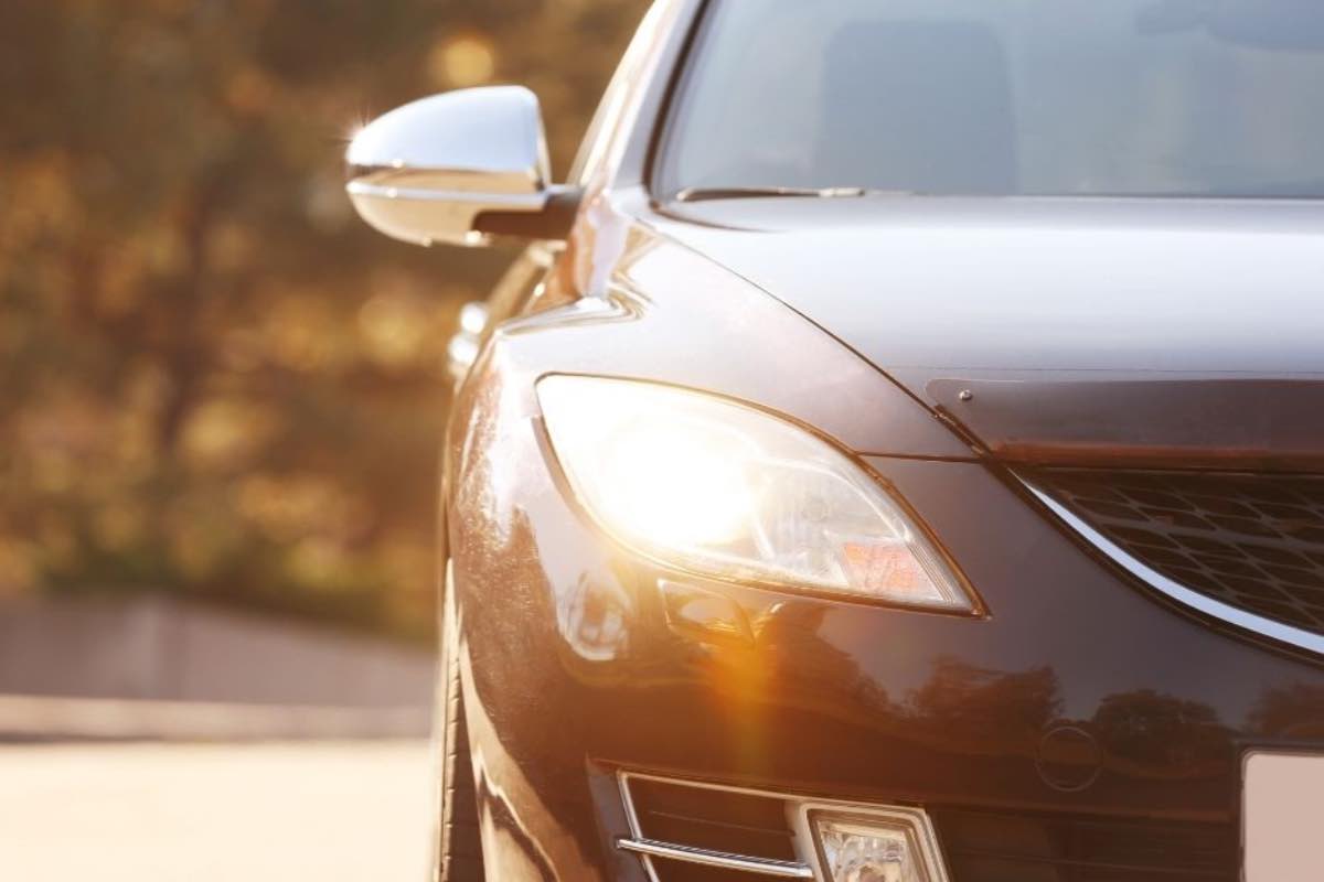 Auto fatte con un materiale assurdo