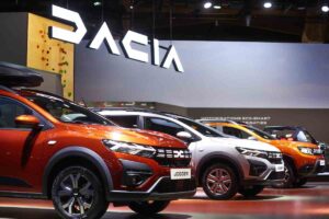 Questa Dacia fu un disastro completo: solo il motore era di livello, il modello nacque già vecchio