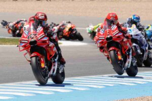 Che bordata a Pecco Bagnaia e Marc Marquez