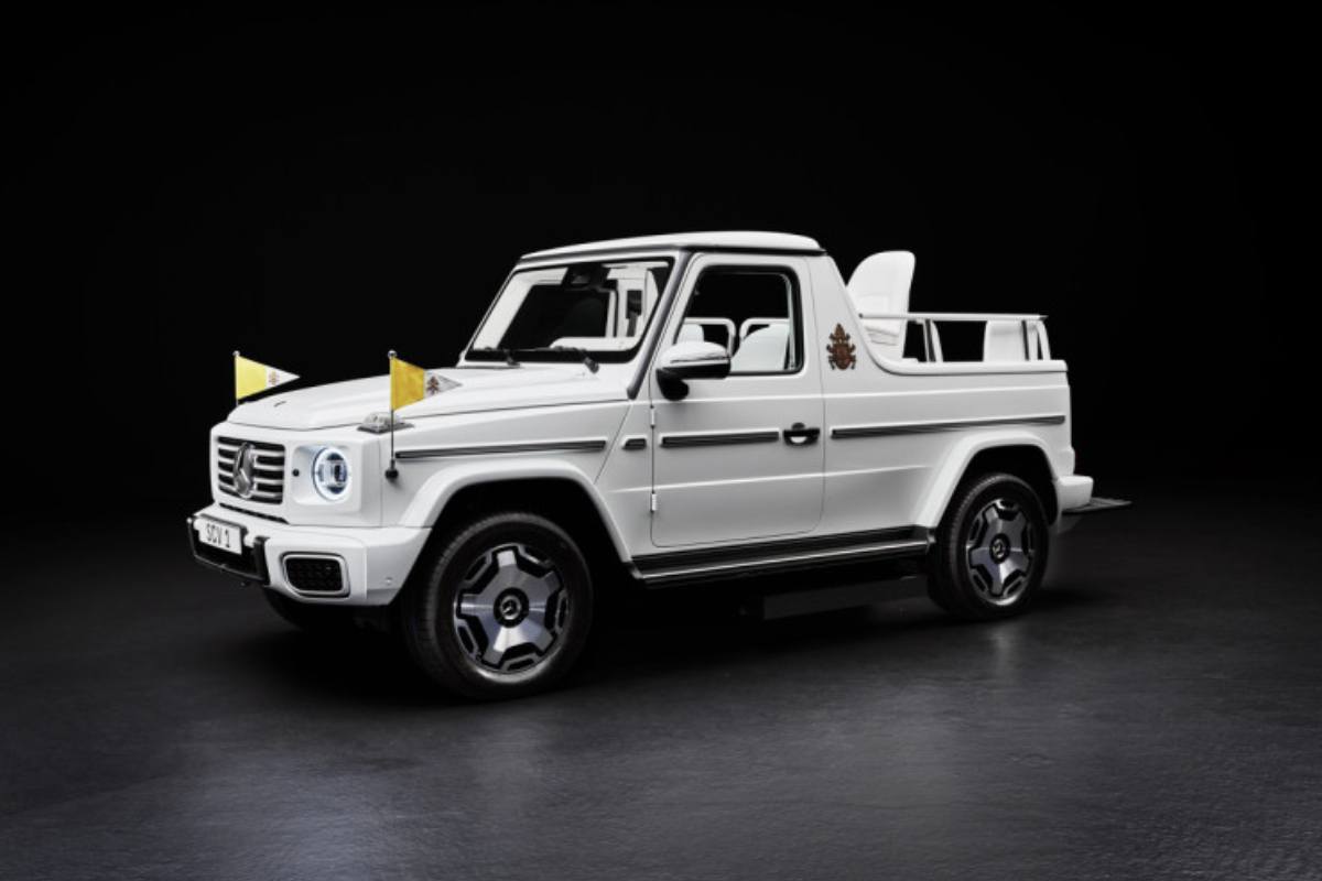 Mercedes Papa Leone XIV