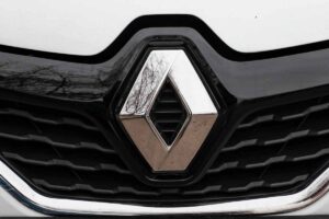 L'utilitaria Renault dimenticata che si trasformava in una supercar: potenza mai vista prima