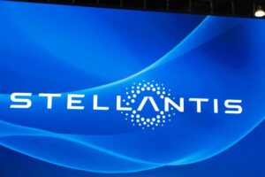 Arriva il duro attacco a Stellantis