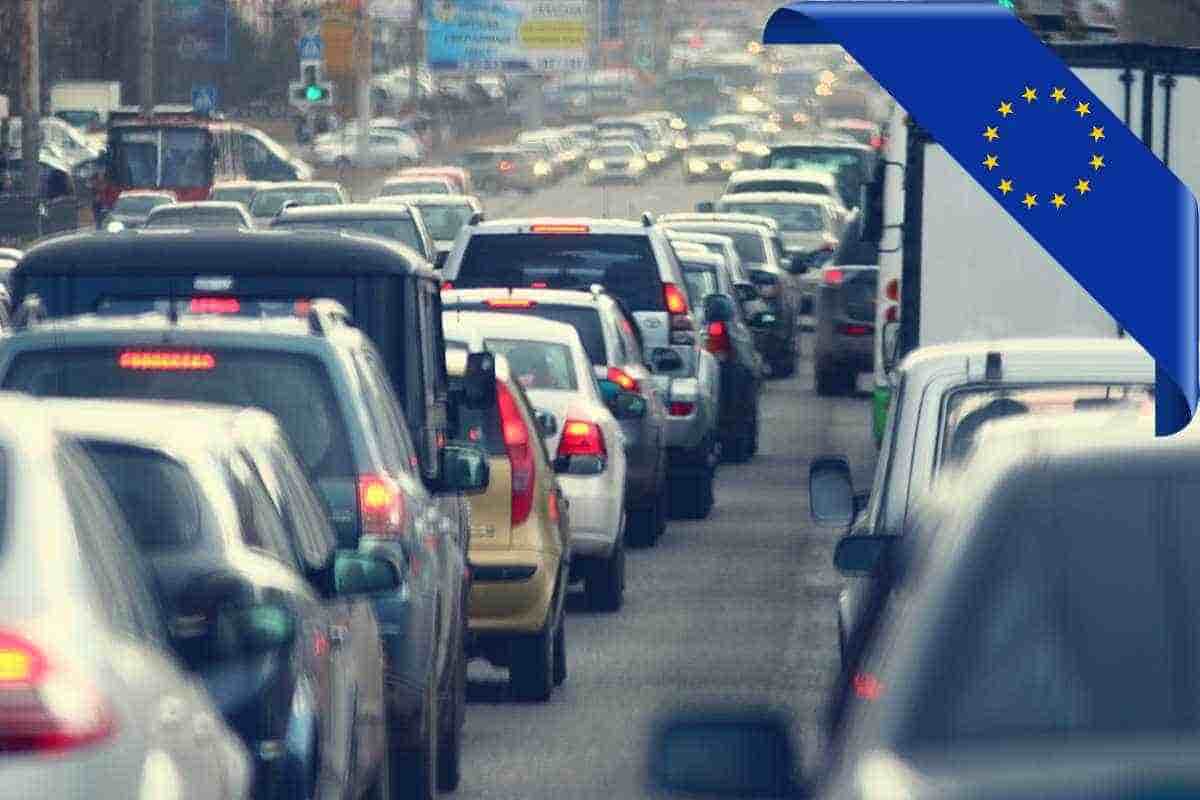 L'Europa frena sull'alternativa all'elettrico: si delinea la situazione carburanti per il futuro