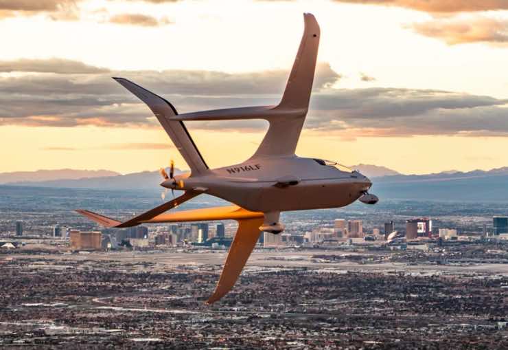 Aereo elettrico responsi del primo volo