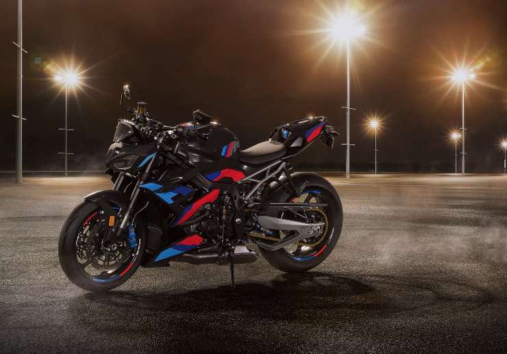 BMW M 1000 R problemi ammortizzatore di sterzo