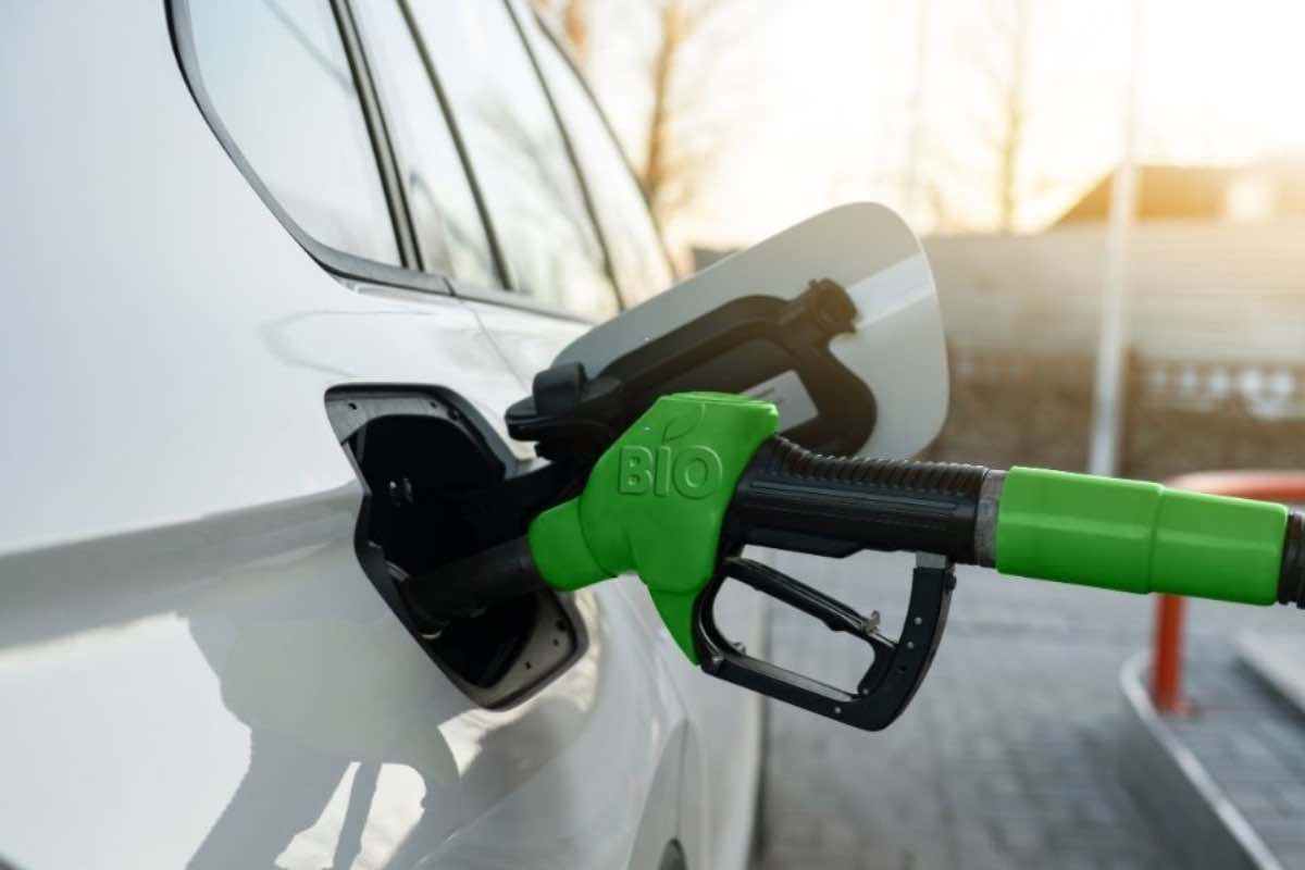 Carburante può salvare i motori termici