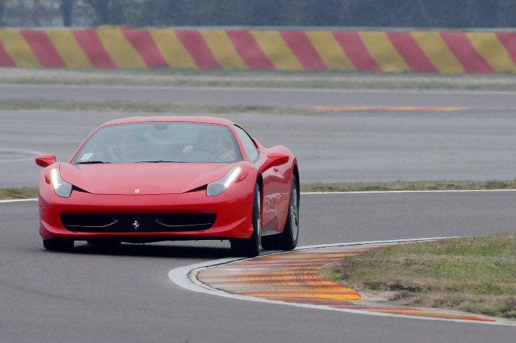 Ferrari 458 Italia torna in vita