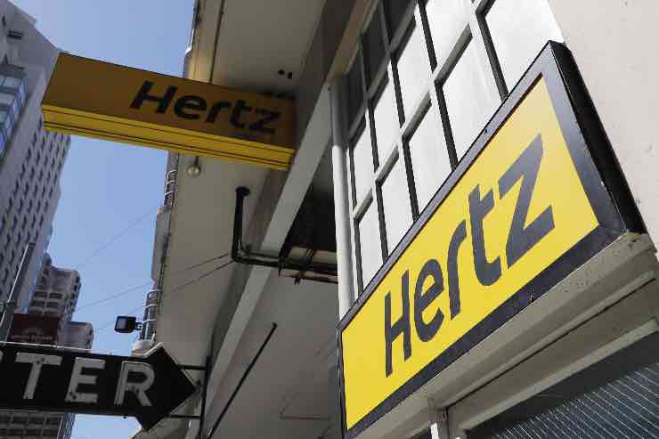 Hertz vende Maserati a meno di 40.000 dollari