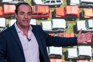 L'arrivo di Filosa cambia il destino della FIAT: in discussione il futuro del marchio torinese