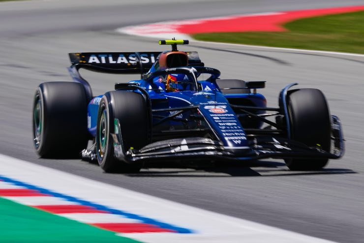 Carlos Sainz avrebbe potuto fare a pezzi la Ferrari