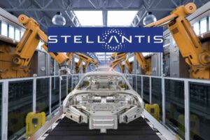 Stellantis vicina al tracollo