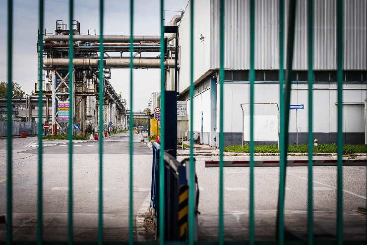 Stellantis Pomigliano d'Arco futuro assicurato